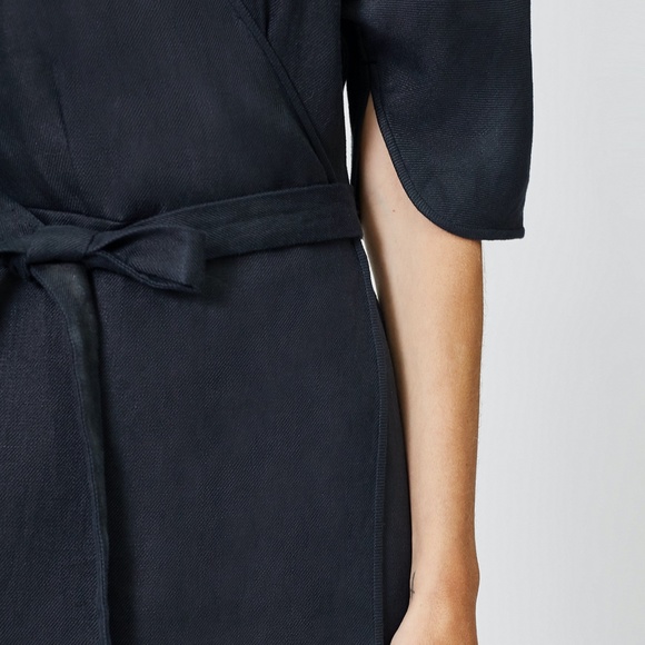 EQUIPMENT Short Sleeve Frecia Linen Wrap Dress in Eclipse Size XS - Picture 4 of 5